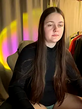 Snapshot of Cuty_Kitty chatting on 10-10-25, 01:43 Cuty Kitty online show from 10-10-25, 01:43