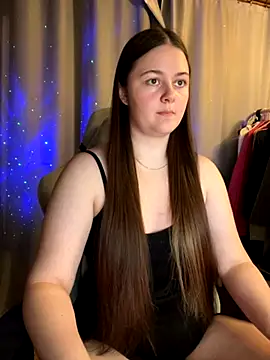 Snapshot of Cuty_Kitty chatting on 10-30-25, 09:59 Cuty Kitty online show from 10-30-25, 09:59