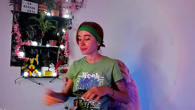 megaanGilr online show from 09-12-25, 05:13