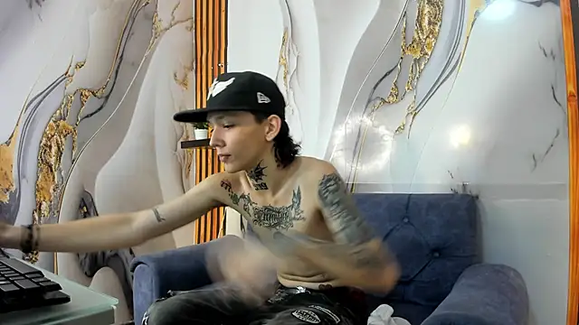 StraightBoy Nick online show from 09-14-25, 05:06