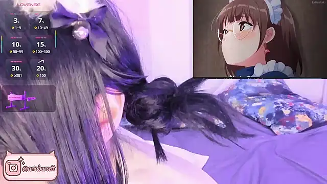 AriaBursett online show from 11-05-25, 03:34