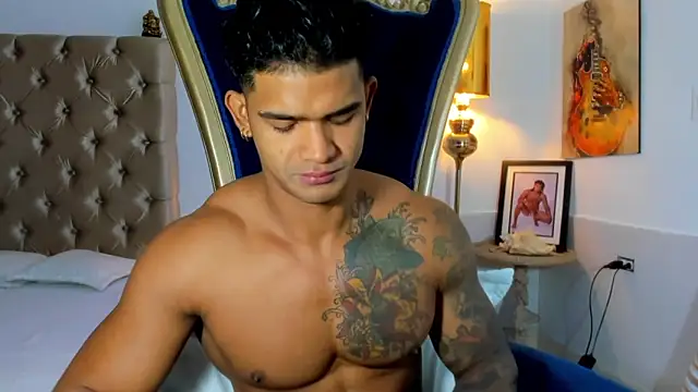 antonio  444 online show from 12-04-25, 12:25