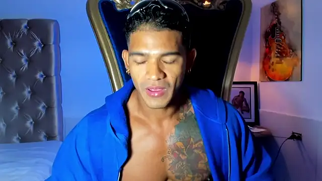 antonio  444 online show from 02-07-26, 09:24