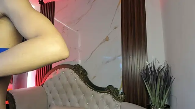 Snapshot of CoralieBronson chatting on 11-06-25, 08:32 CoralieBronson online show from 11-06-25, 08:32