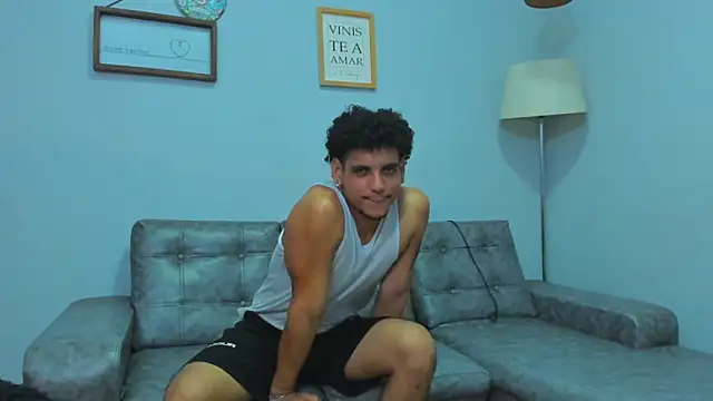 Xfire boy69 online show from 12-19-25, 01:51