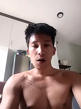 Snapshot of warenf chatting on 11-14-25, 01:37 warenf online show from 11-14-25, 01:37