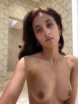 Snapshot of AriaXFlirt chatting on 09-16-25, 12:50 AriaXFlirt online show from 09-16-25, 12:50