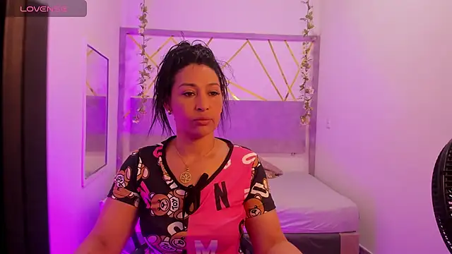 IvyShine7 online show from 12-01-25, 06:57