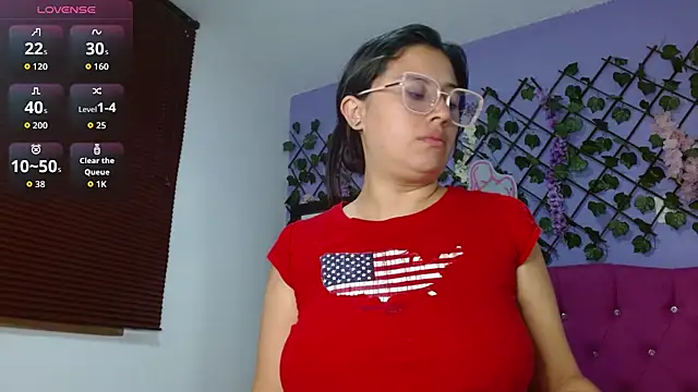 Sophie-Hot- online show from 04-07-26, 10:15