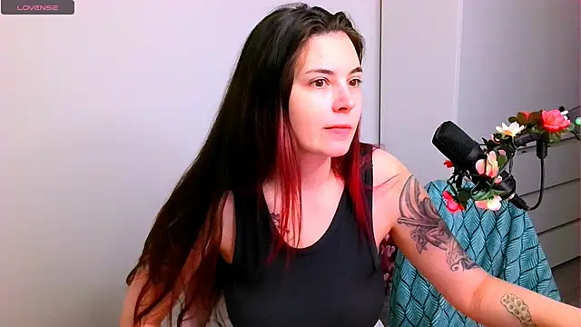 Snapshot of peachyness chatting on 11-28-25, 03:25 peachyness online show from 11-28-25, 03:25