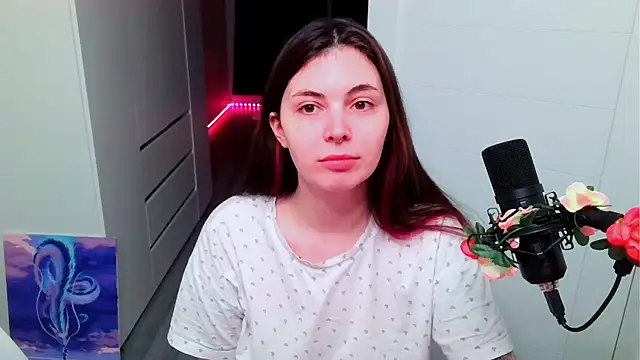 Snapshot of peachyness chatting on 02-13-26, 06:15 peachyness online show from 02-13-26, 06:15