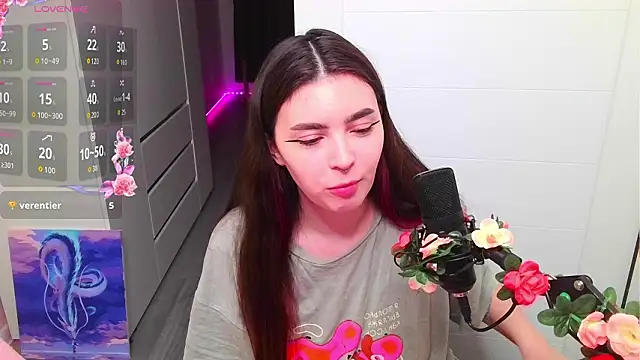 Snapshot of peachyness chatting on 02-20-26, 05:02 peachyness online show from 02-20-26, 05:02