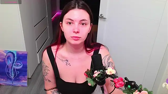 Snapshot of peachyness chatting on 03-04-26, 10:16 peachyness online show from 03-04-26, 10:16