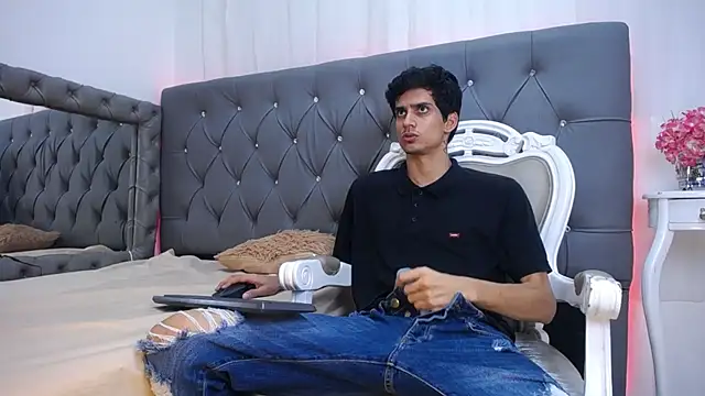 Sebalexis7 online show from 10-16-25, 03:18