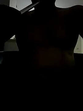 Snapshot of ZoOz59 chatting on 10-14-25, 04:19 ZoOz59 online show from 10-14-25, 04:19