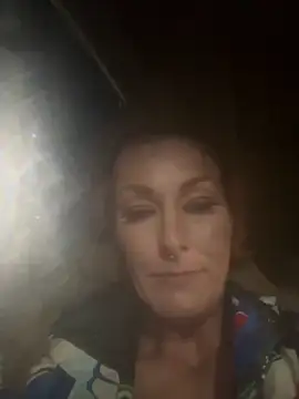 LeggyLeggs online show from 10-16-25, 03:18