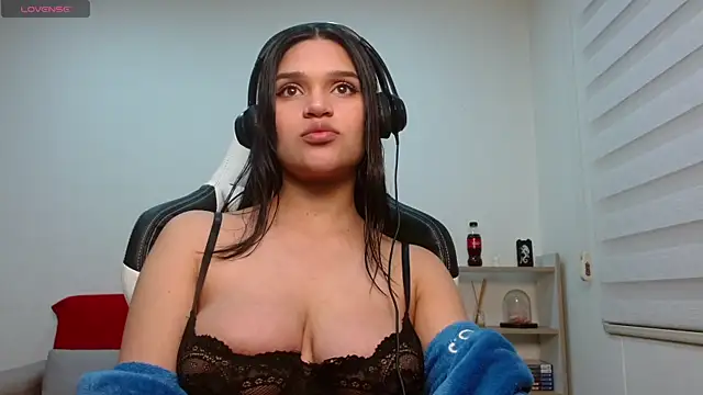 Roxxi 2110 online show from 09-13-25, 01:27