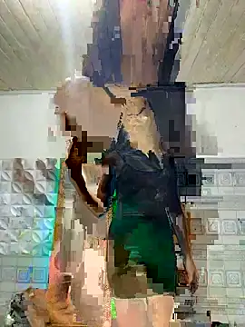 Snapshot of ashleyy20 chatting on 10-14-25, 12:55 ashleyy20 online show from 10-14-25, 12:55