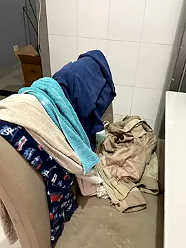 Mirella Oliveira online show from 10-28-25, 05:59