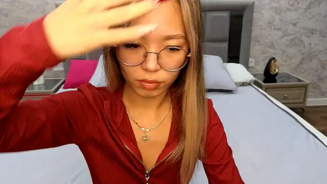 ViolaDaviss online show from 09-22-25, 12:23