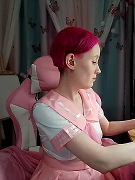 Fuzzy Unicorn online show from 12-02-25, 07:09