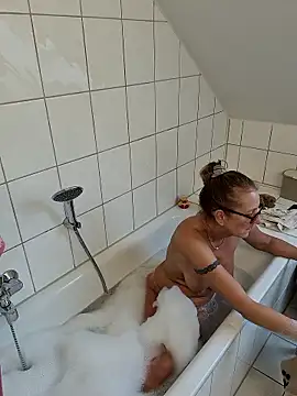 HotWifeLyn68 online show from 01-11-26, 11:04