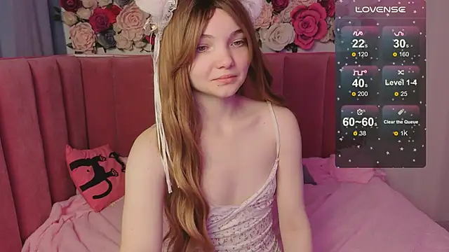 AnimeAlica18 online show from 10-29-25, 02:25