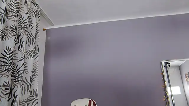 Snapshot of Ellsa_Jean_ chatting on 10-07-25, 01:36 Ellsa Jean online show from 10-07-25, 01:36