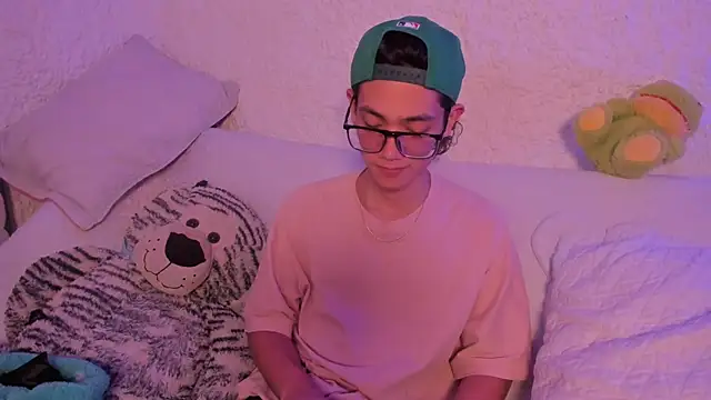 Snapshot of thiago_kinghot chatting on 09-09-25, 09:09 thiago kinghot online show from 09-09-25, 09:09