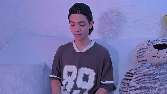 Snapshot of thiago_kinghot chatting on 09-23-25, 11:13 thiago kinghot online show from 09-23-25, 11:13