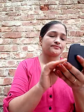 Snapshot of Hotty-couple063 chatting on 11-01-25, 06:04 Hotty-couple063 online show from 11-01-25, 06:04