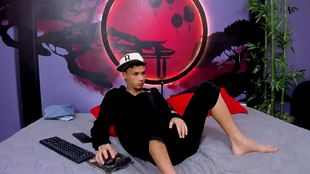 Friends Lust online show from 09-25-25, 10:30