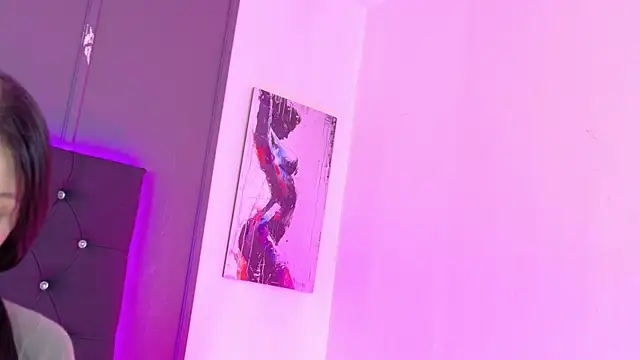 Billie Eilish online show from 11-05-25, 08:09