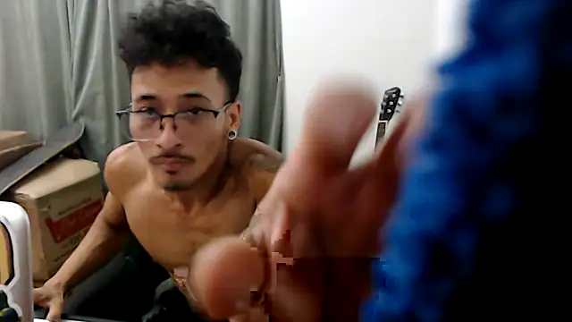 Snapshot of tanjir020 chatting on 03-16-26, 12:06 tanjir020 online show from 03-16-26, 12:06