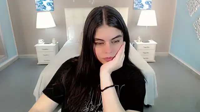 maddissonivanova online show from 10-19-25, 06:14