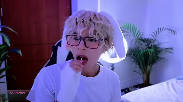 taichi bluy online show from 10-09-25, 07:56