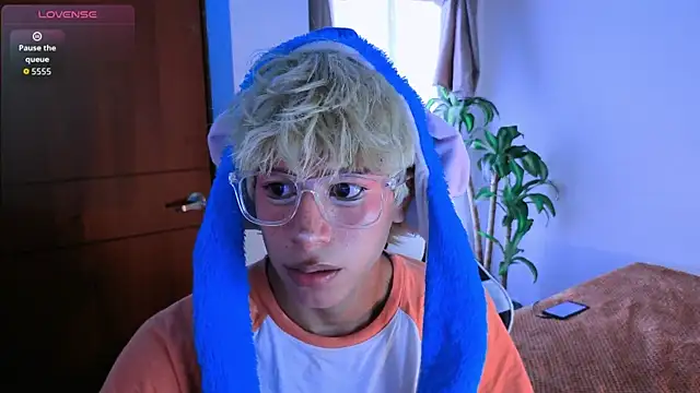 taichi bluy online show from 11-07-25, 07:47