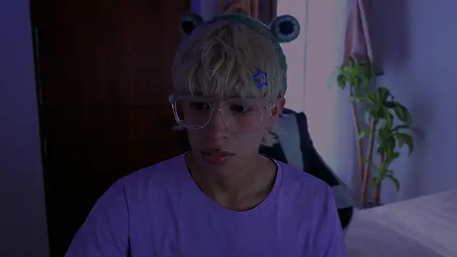 taichi bluy online show from 12-02-25, 08:15