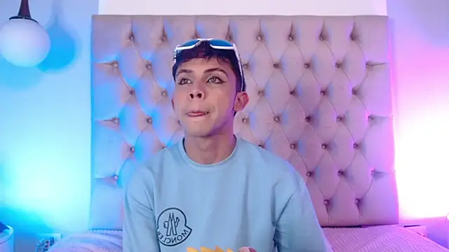 Princeapolo anki online show from 11-12-25, 08:08