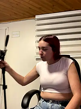 Karen18 boobs online show from 09-16-25, 02:01