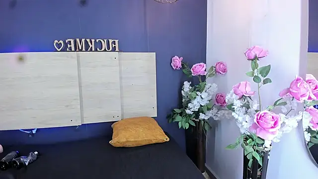 Snapshot of Amalia_Bigass chatting on 01-06-26, 11:07 Amalia Bigass online show from 01-06-26, 11:07