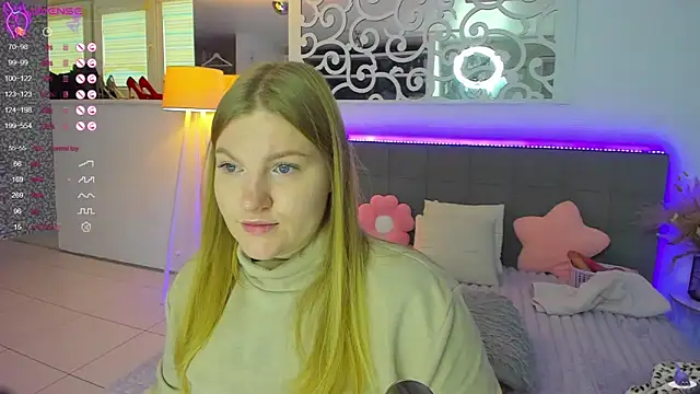 Snapshot of AshleyJoness chatting on 11-13-25, 06:12 AshleyJoness online show from 11-13-25, 06:12