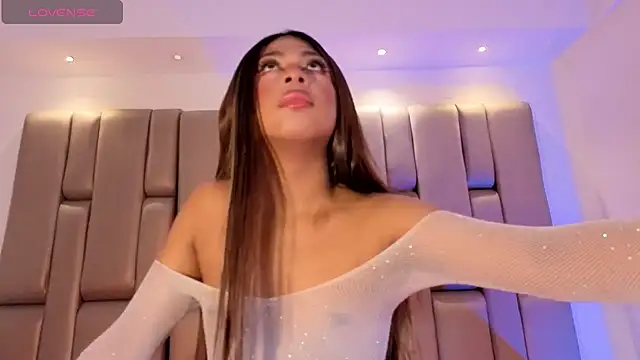 Sol Vanegas online show from 11-19-25, 12:49