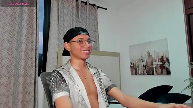 tristan gold online show from 09-21-25, 10:44