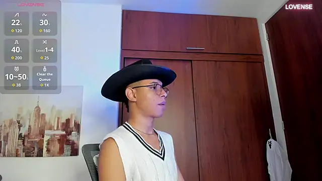 tristan gold online show from 10-06-25, 10:45