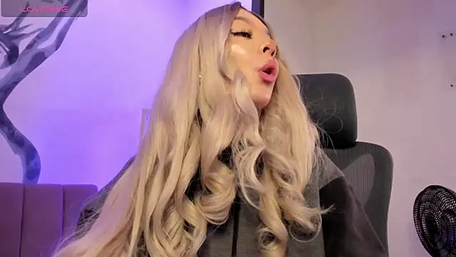 CleoWhite online show from 01-06-26, 09:07