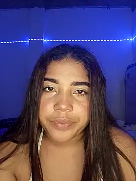 Snapshot of angelHeath13 chatting on 10-14-25, 05:19 angelHeath13 online show from 10-14-25, 05:19