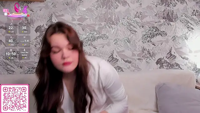 Snapshot of ShyEmma_ chatting on 10-30-25, 01:07 ShyEmma online show from 10-30-25, 01:07