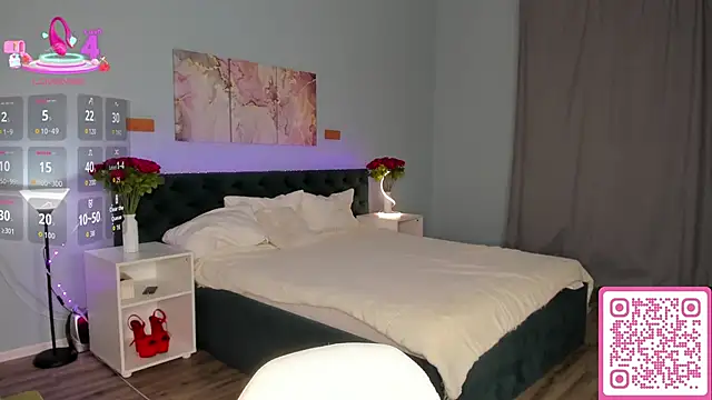 Snapshot of ShyEmma_ chatting on 11-22-25, 01:26 ShyEmma online show from 11-22-25, 01:26