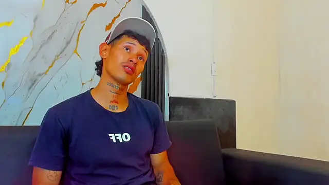 Asthondream  online show from 11-30-25, 02:32